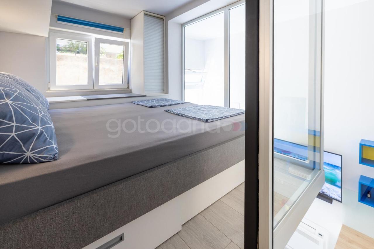 Modern Duplex Studio Tommy Makarska Exterior photo